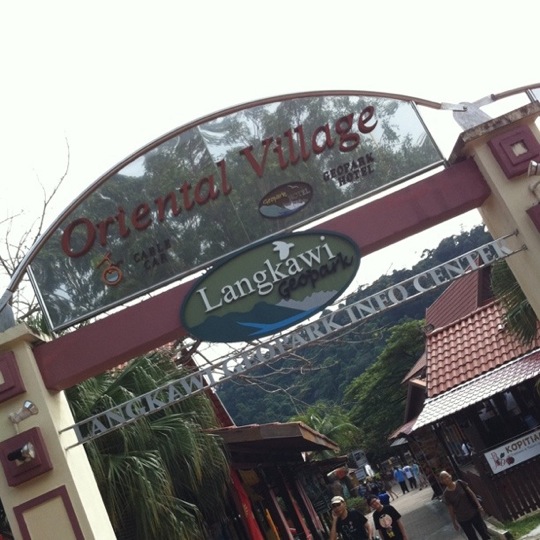 Langkawi Oriental Village (Restoran Kelong Seri Melayu) Langkawi