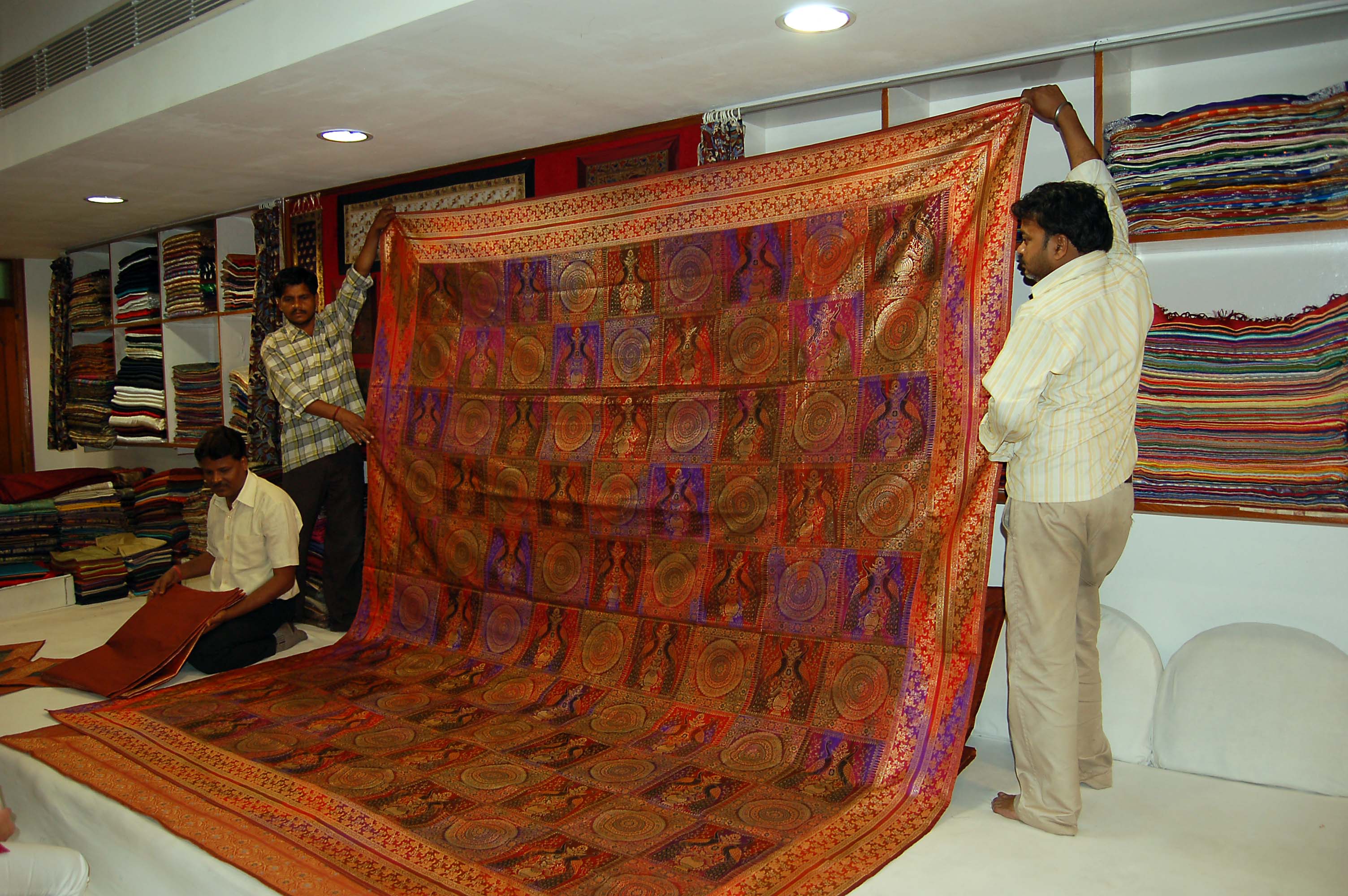 7 shopping in Varanasi fun exciting adventurous things to do in Varanasi