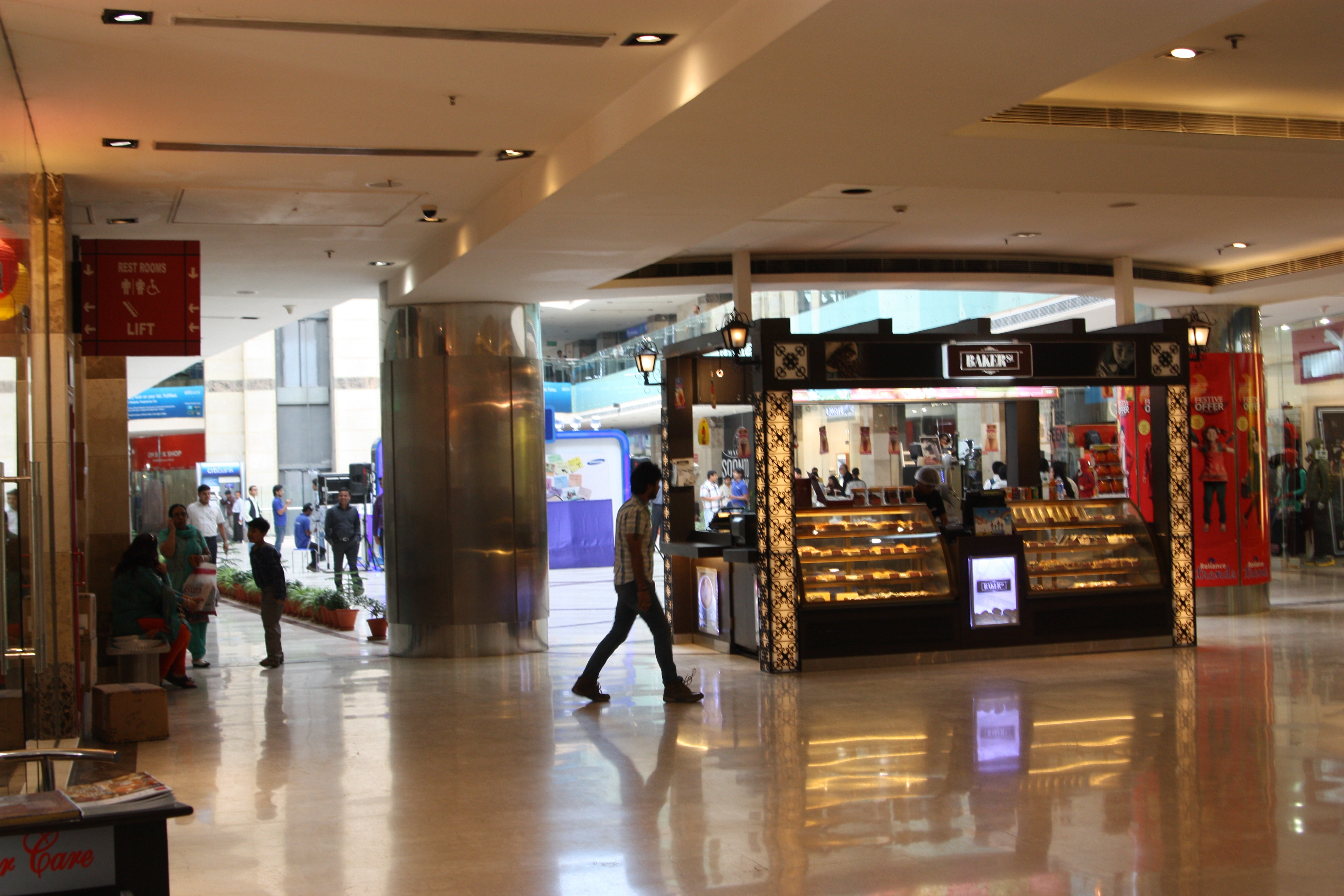 Prime forex vile parle
