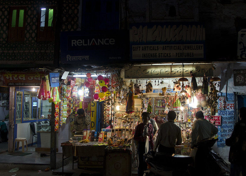 Shopping at Patna Market Patna, India Location, Facts and all about