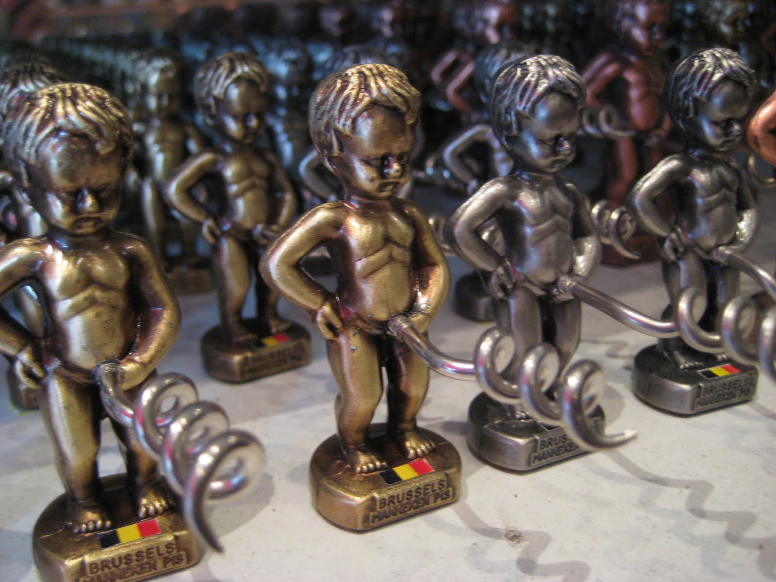 10 Best Souvenirs from Europe ixigo Trip Planner