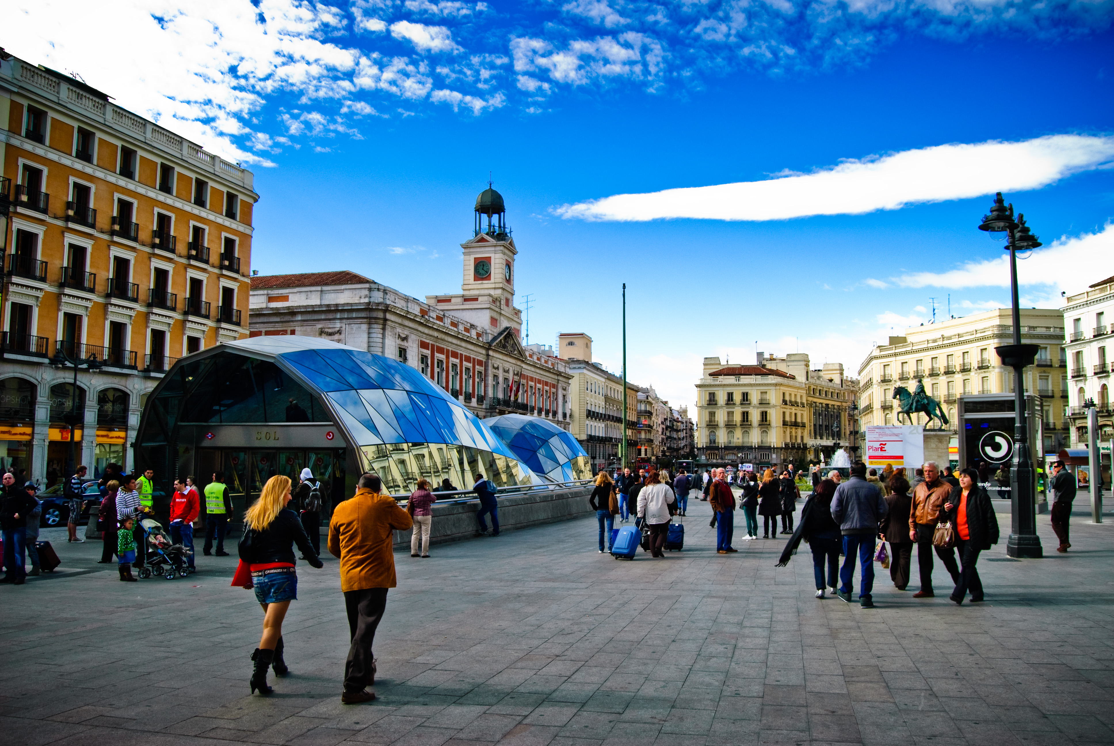 Puerta del Sol Madrid, Spain Location, Facts, History and all about Puerta del Sol Madrid
