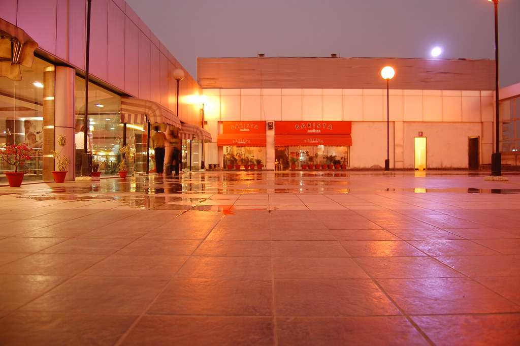 Singapore Mall Lucknow  India Location  Facts and all about Singapore